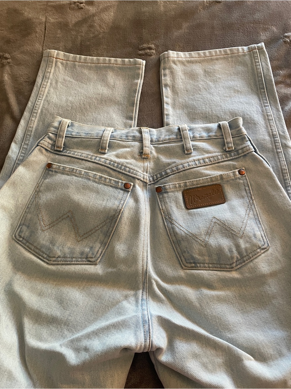 Wrangler Straight Leg Jeans - Picture 4 of 5